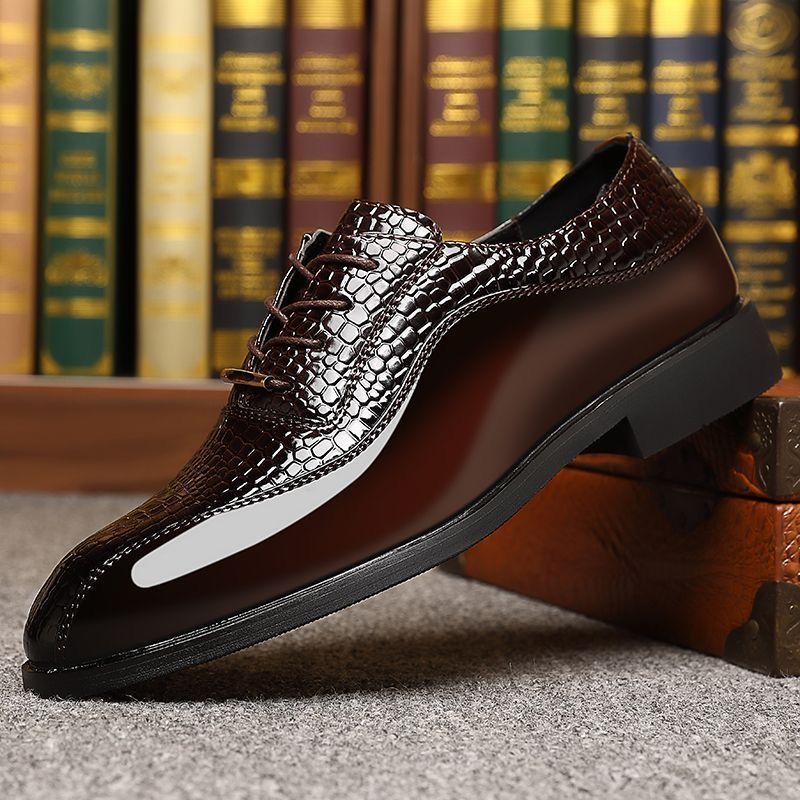 남성용 광택 에나멜 가죽 브리티시 스타일 포인티드 토  - Men Shoes Formal 리뷰 및 가격