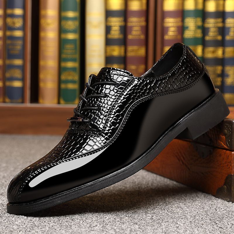 남성용 광택 에나멜 가죽 브리티시 스타일 포인티드 토  - Men Shoes Formal 리뷰 및 가격